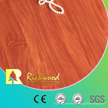 Revestimiento de cera de piano E1 HDF Parquet Roble de suelo de madera laminada